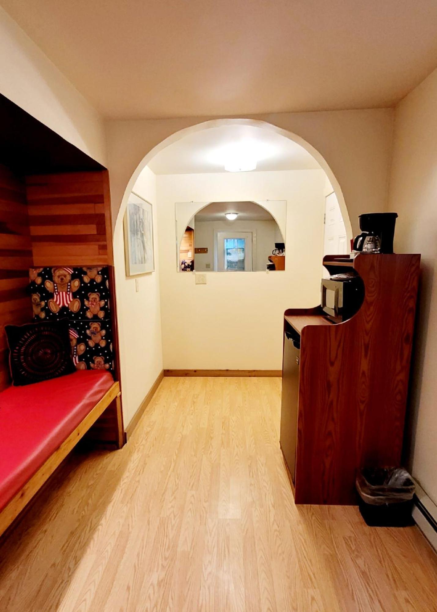 Alexander'S Lodge Эшфорд Экстерьер фото
